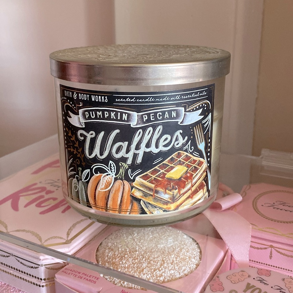 Pumpkin Pecan Waffles 3 wick candle
